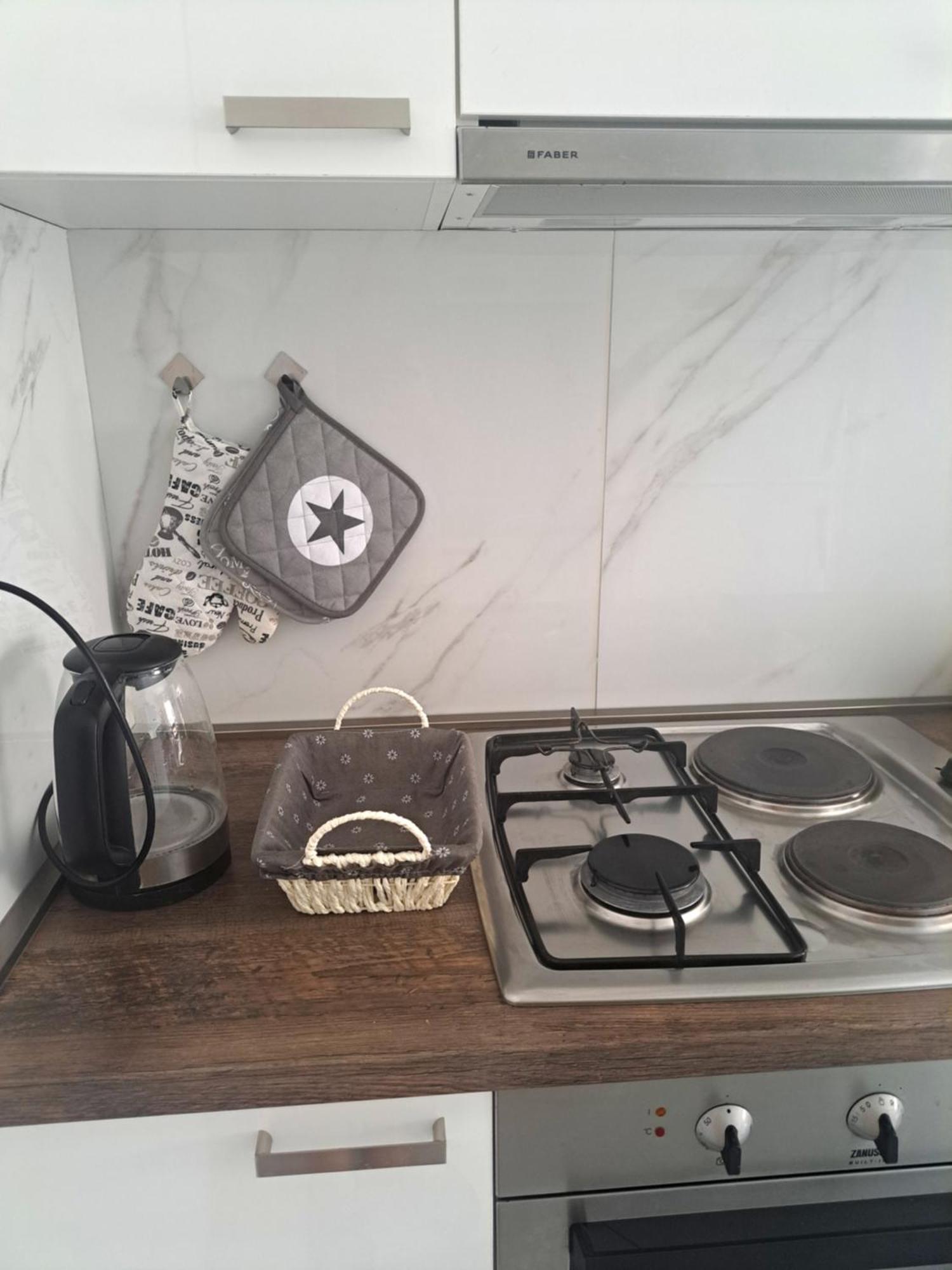 Open Sea Apartmani Grebastica Ruang foto