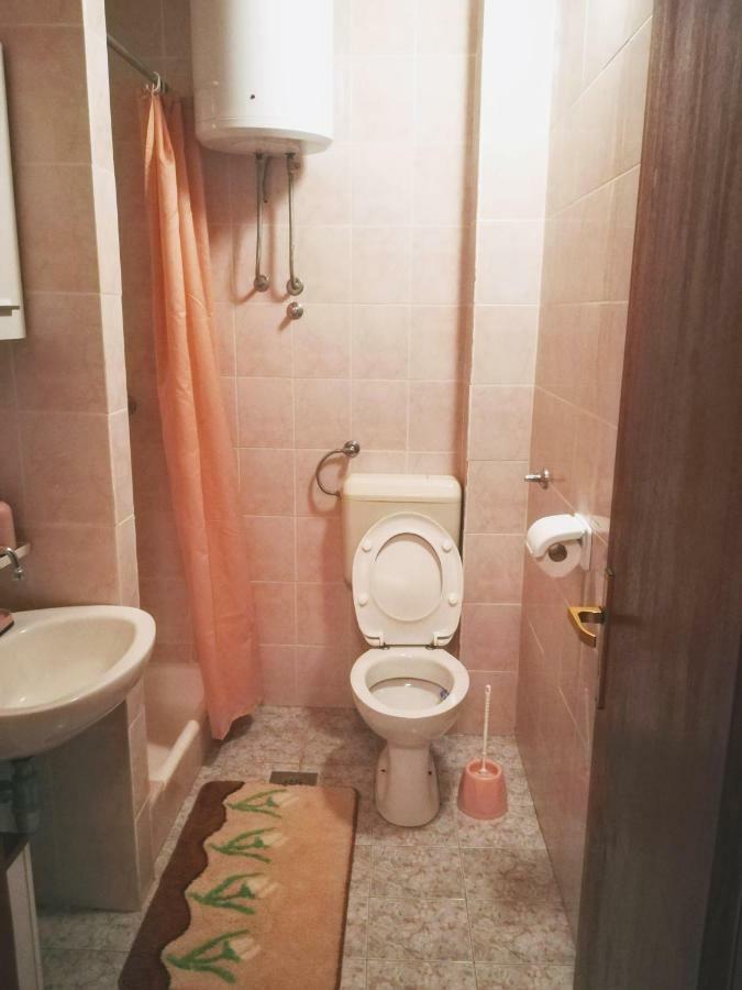 Open Sea Apartmani Grebastica Bagian luar foto